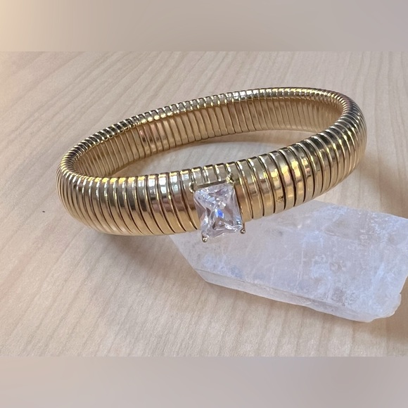 Stretchy Thick Gold Band Bracelet *NEW* - Picture 6 of 9